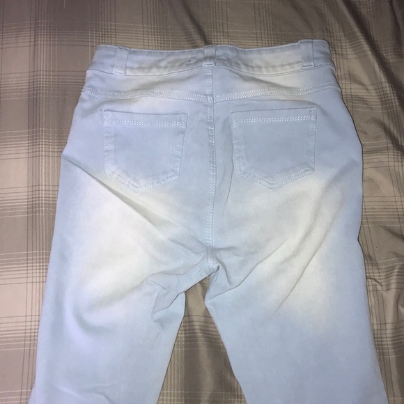 Light Blue High Waisted Stretchy Jeans - Picture 4 of 4